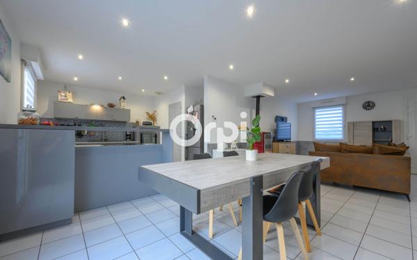 Maison à vendre    5 pièces •  Merville