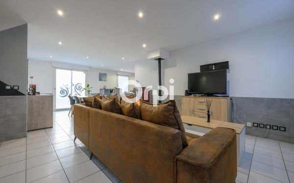 Maison à vendre    5 pièces •  Merville