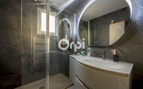 Maison à vendre    5 pièces •  Merville