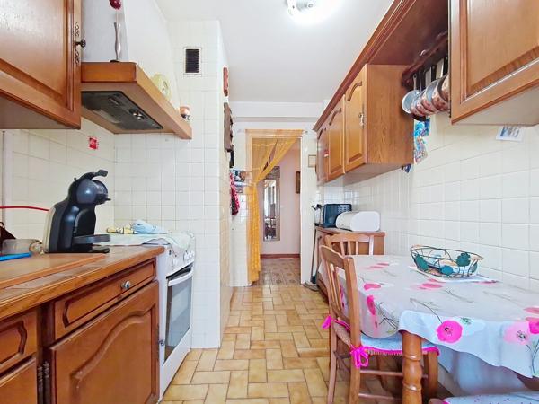 Appartement Marseille 3 pièce(s) 71 m2