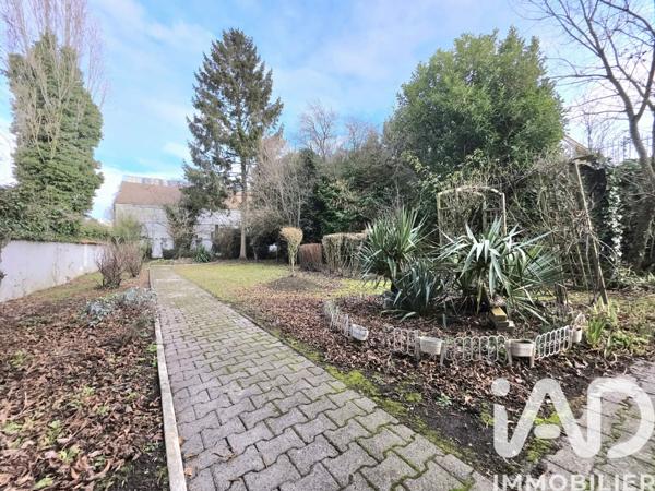 Maison à vendre 12 pièces 292 m² Maubeuge