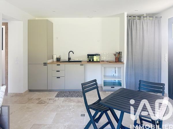 Maison à vendre 8 pièces 230 m² Roquefort-la-Bédoule