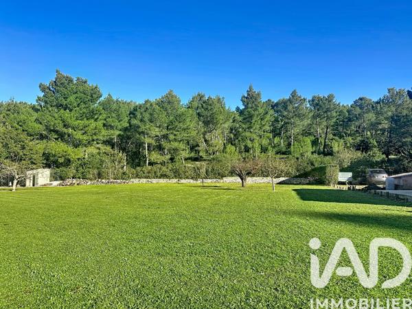 Maison à vendre 8 pièces 230 m² Roquefort-la-Bédoule