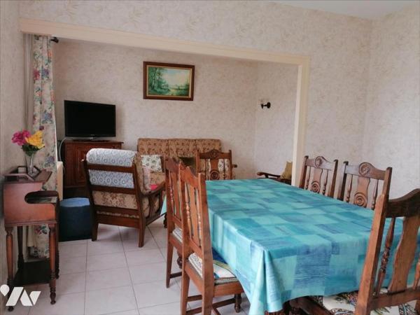 PAVILLON SUR SOUS-SOL