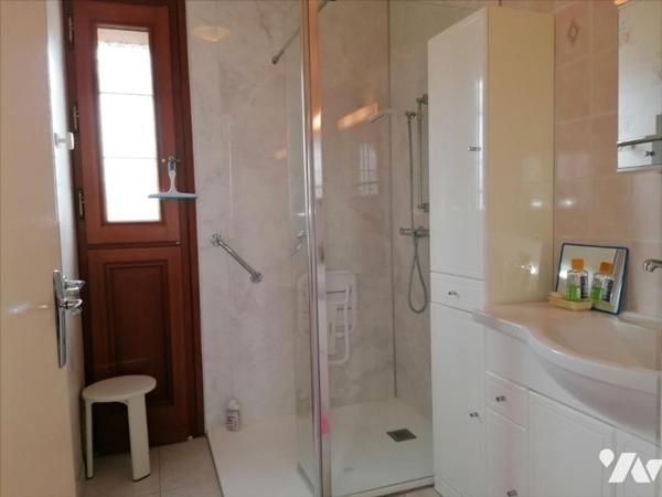 PAVILLON SUR SOUS-SOL