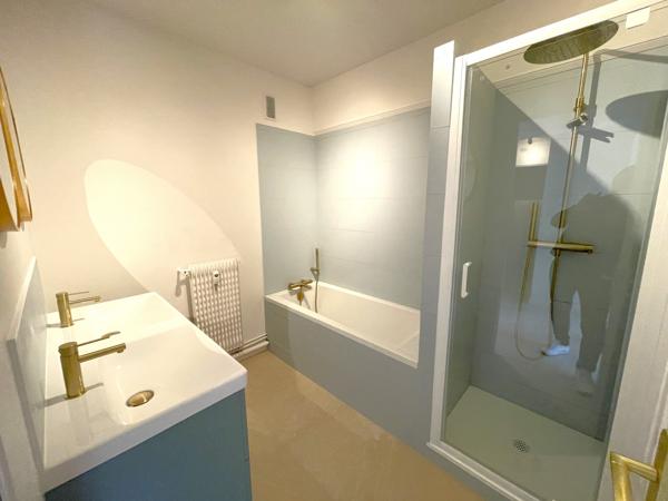 Superbe appartement traversant 3 chambres avec garage et cave