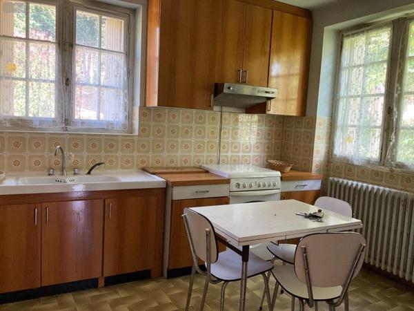 Maison à vendre à Gourdon dans le Lot (46300), ref : 46041/393