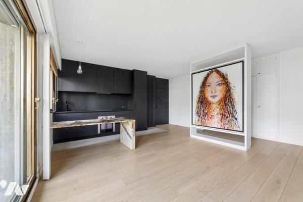 Passy-La Muette - Appartement au calme absolu sur jardins 