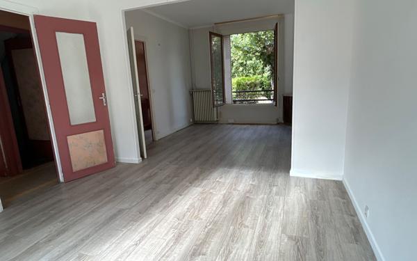 Maison à vendre    5 pièces • 94 m2 Saint-Gratien