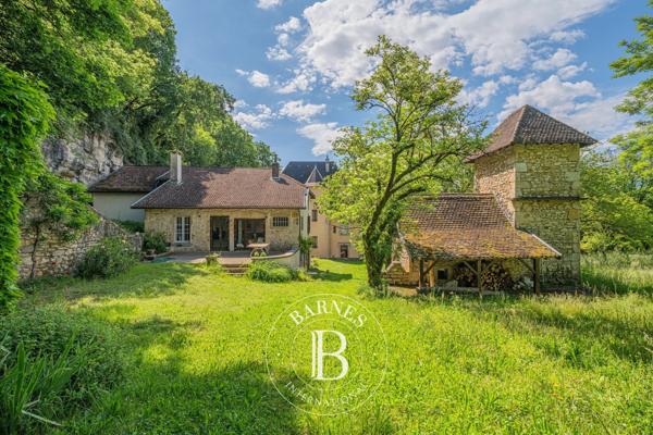 Voreppe, Propriété 7 Chambres -  573 m² à vendre