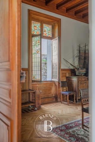 Voreppe, Propriété 7 Chambres -  573 m² à vendre