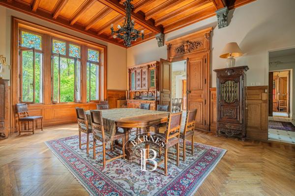 Voreppe, Propriété 7 Chambres -  573 m² à vendre