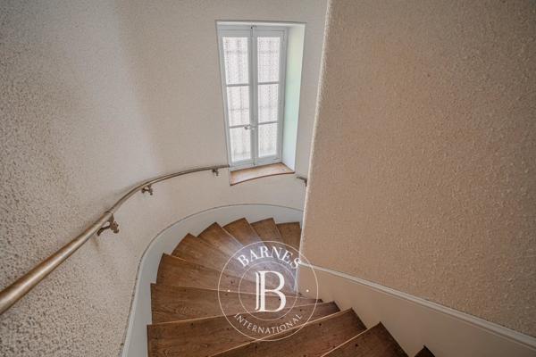 Voreppe, Propriété 7 Chambres -  573 m² à vendre