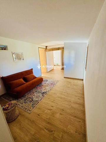 Location Maison 6 pièces 201 m2 à Torxé