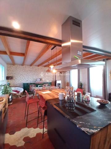 Location Maison 6 pièces 201 m2 à Torxé