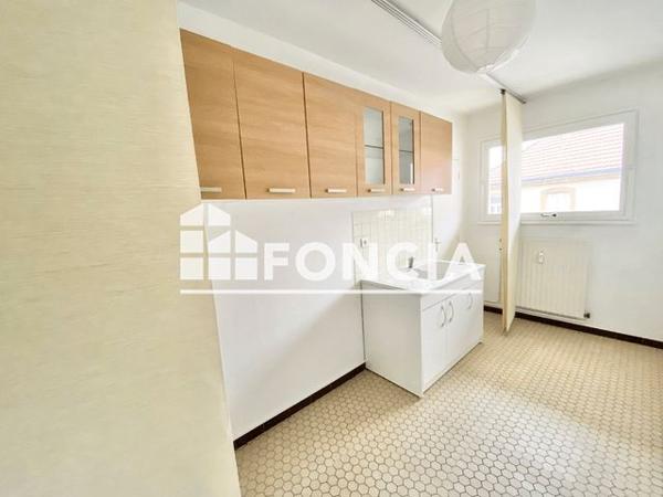 Location Appartement 3 pièces 71.55 m² - 7 RUE DE L'ABREUVOIR Metz 57000