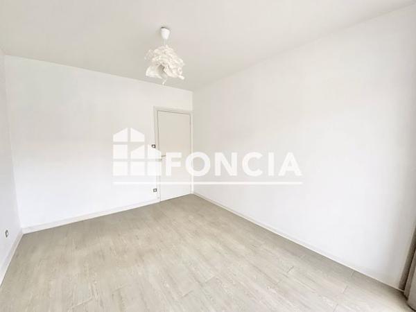 Location Appartement 3 pièces 71.55 m² - 7 RUE DE L'ABREUVOIR Metz 57000