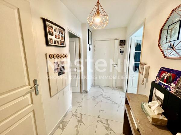 Appartement 3P 63 m2+ Parking quartier Ecole Véterinaire