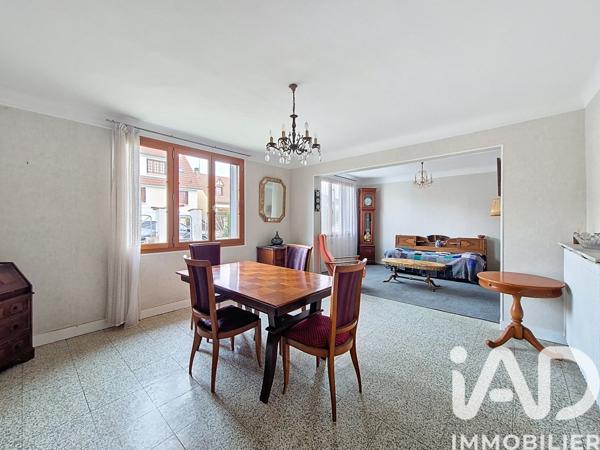 Maison à vendre 4 pièces 69 m² Le Mesnil-Saint-Denis