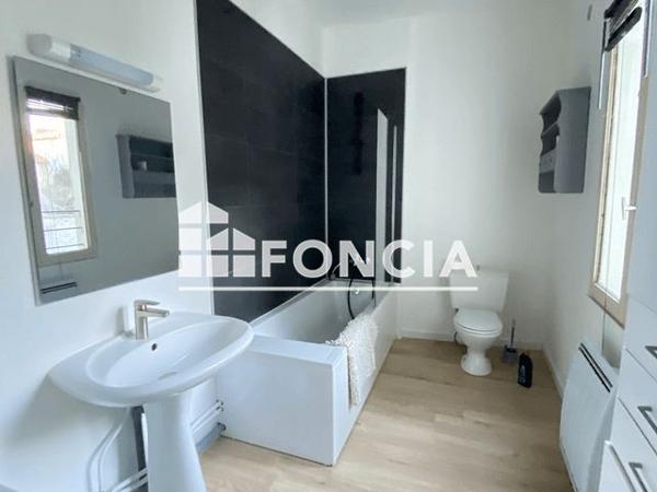 Location Appartement 2 pièces 56 m² - 16 RUE DES ARENES Limoges 87000