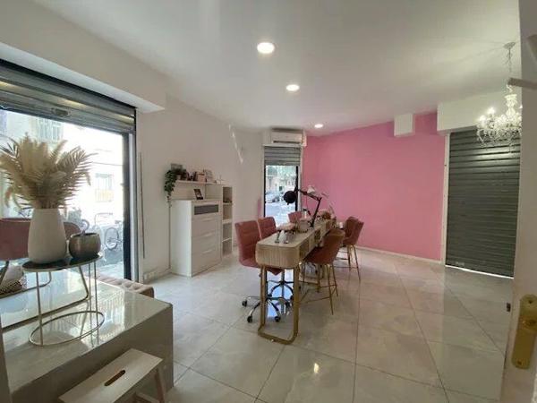 Location Fonds de commerce 56 m2 à Nice