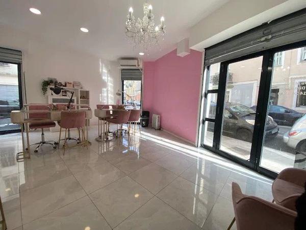 Location Fonds de commerce 56 m2 à Nice