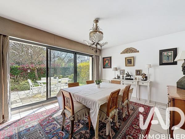 Maison à vendre 6 pièces 159 m² Châtenay-Malabry