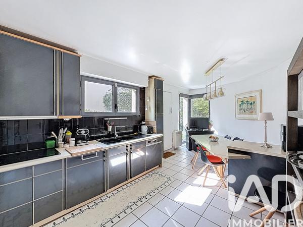 Maison à vendre 6 pièces 159 m² Châtenay-Malabry