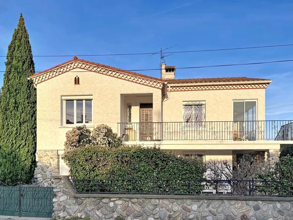 MAISON INDIVIDUELLE AVEC APPARTEMENT INDÉPENDANT, CERET