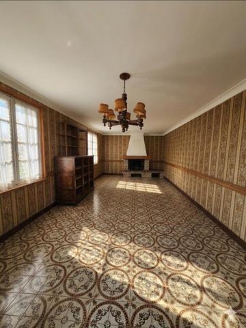 Maison à AULNAY, 17470 - 6 pièces 131m²