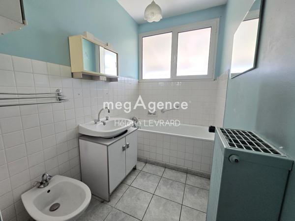 Maison à EVRON, 53600 - 4 pièces 88m²