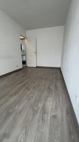 Maison mitoyenne 1 côté Lille Secteur Lille 85 m²