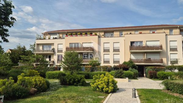 Appartement Brie Comte Robert 2 pièce(s) 40.03 m2