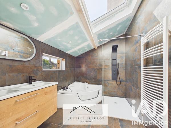 Maison à vendre 5 pièces 138,25 m² Aillevillers-et-Lyaumont