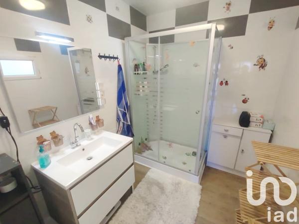 Maison à vendre 5 pièces 117 m² Saint-Just-en-Chevalet