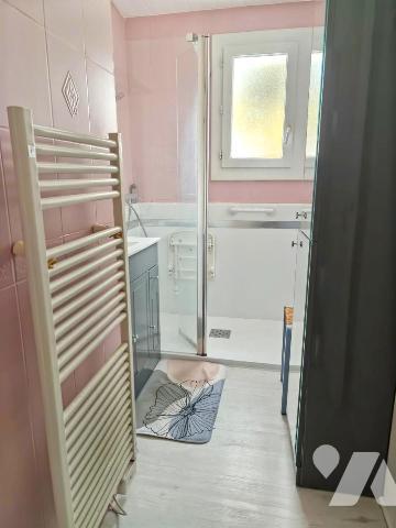 Maison de plain-pied 2 chambres et bureau