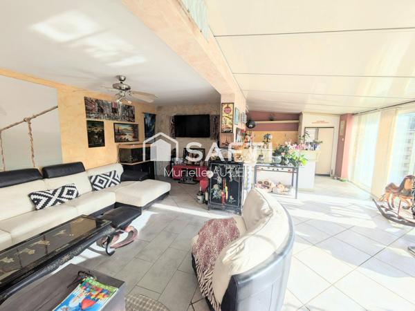 Maison Plain-pied- Piscine- Garage
