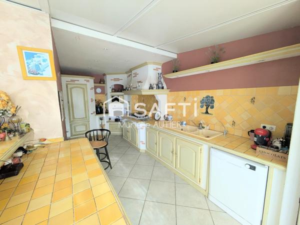 Maison Plain-pied- Piscine- Garage