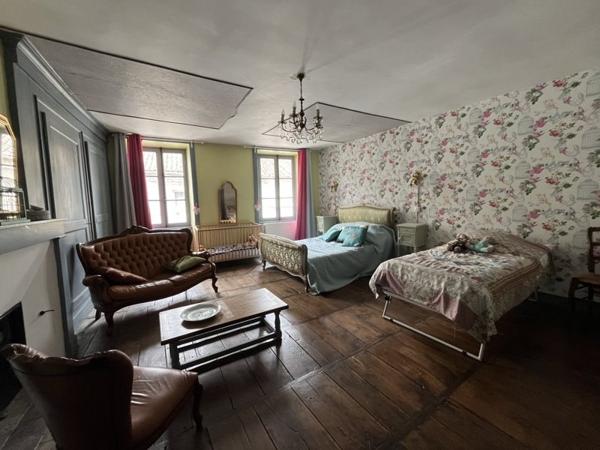 Maison à vendre |  Bellac |  6 pièces | 169 m²