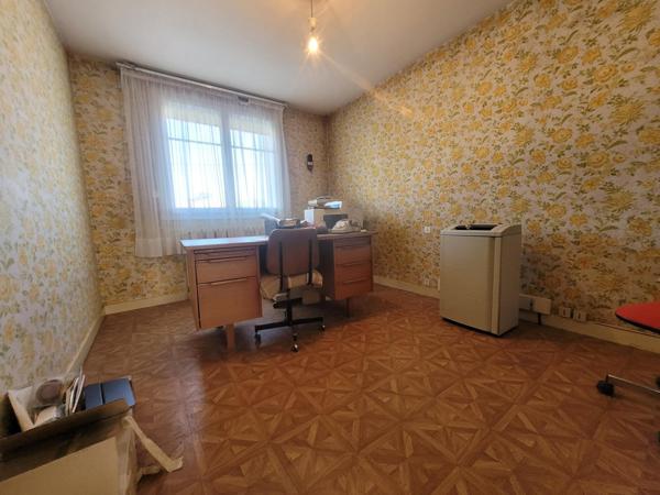 MAISON 6 PIÈCES 123 M2 VOUILLÉ