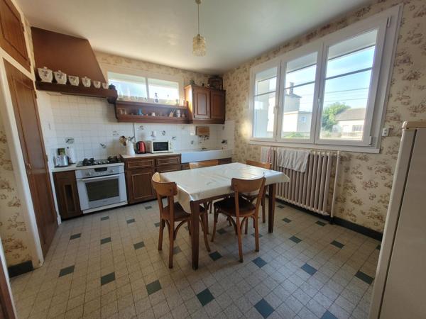 MAISON 6 PIÈCES 123 M2 VOUILLÉ