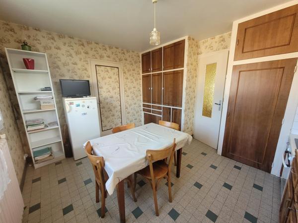 MAISON 6 PIÈCES 123 M2 VOUILLÉ