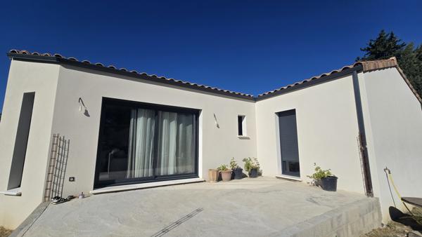 Belle maison de lotissement récente (2023) – sur 465 m² de terrain à Camaret-sur-Aigues