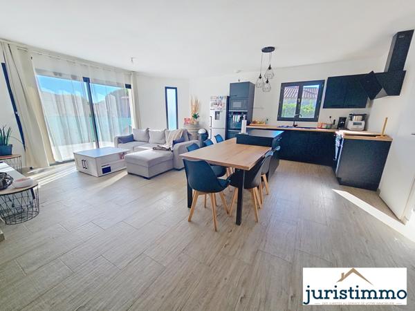 Belle maison de lotissement récente (2023) – sur 465 m² de terrain à Camaret-sur-Aigues