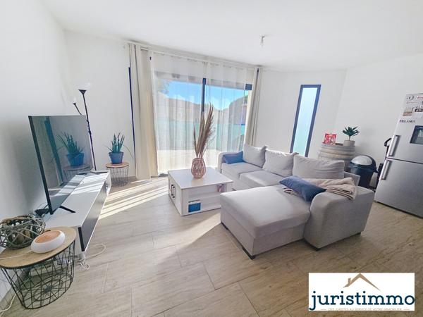 Belle maison de lotissement récente (2023) – sur 465 m² de terrain à Camaret-sur-Aigues