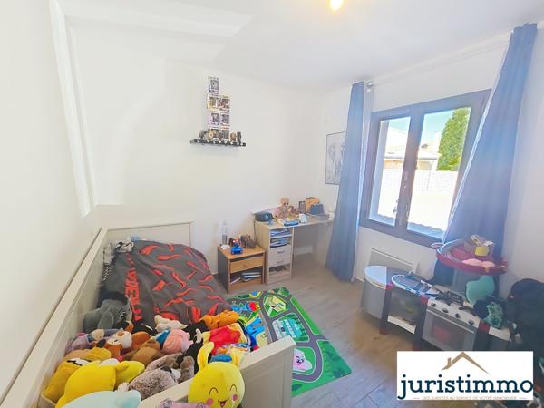 Belle maison de lotissement récente (2023) – sur 465 m² de terrain à Camaret-sur-Aigues