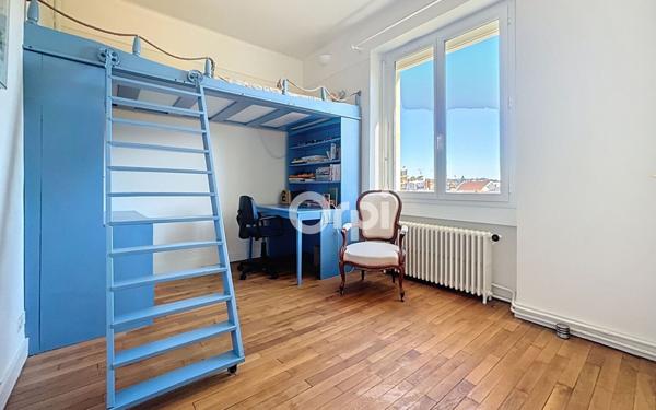 Appartement à vendre    6 pièces • 224 m2 Limoges