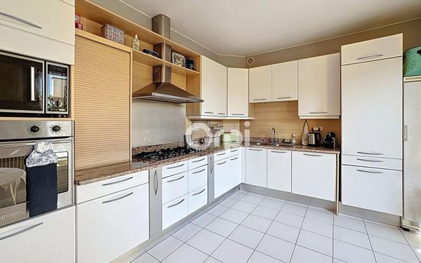 Appartement à vendre    6 pièces • 224 m2 Limoges