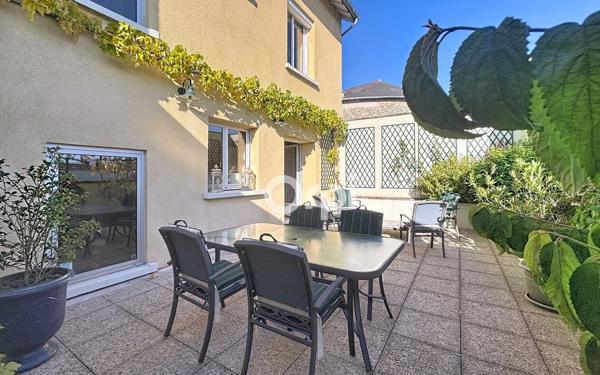 Appartement à vendre    6 pièces • 224 m2 Limoges