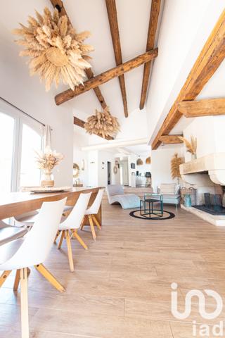 Maison à vendre 6 pièces 220 m² Nîmes-Saint-Césaire